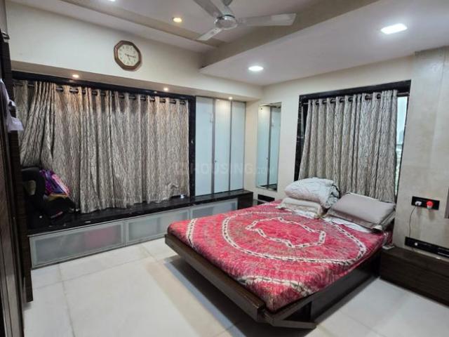 3 BHK Apartment in Tardeo for resale Mumbai. The reference number is 20697428