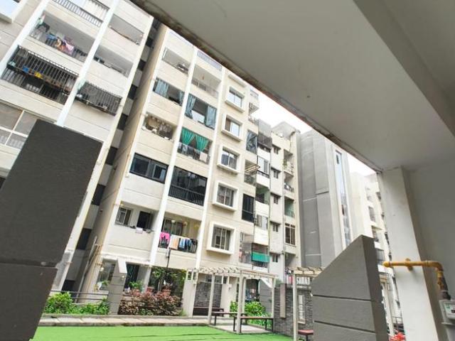 3 BHK Apartment in Tejpur Gadbadi for resale Indore. The reference number is 21258880