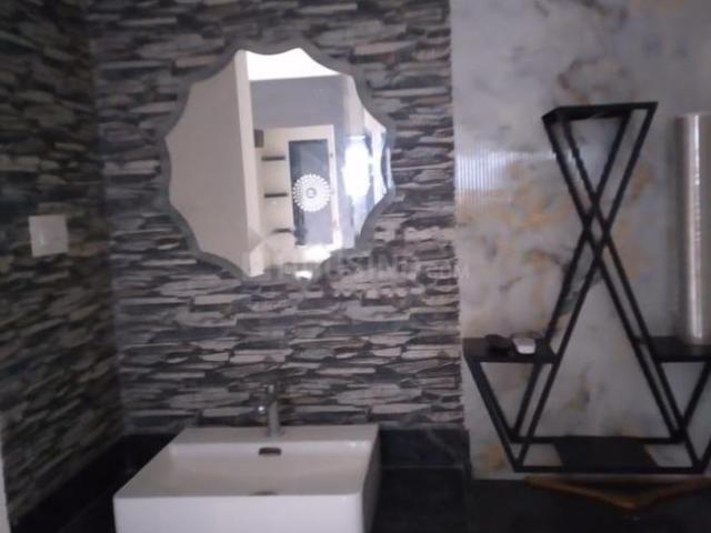 3 BHK Apartment in Tellapur for resale Sangareddy. The reference number is 21338720