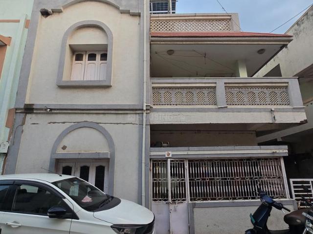 3 BHK Apartment in Thakkarbapa Nagar for resale Ahmedabad. The reference number is 20574477