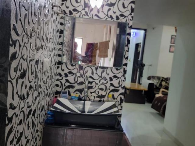 3 BHK Apartment in Thaltej for rent Ahmedabad. The reference number is 15621943