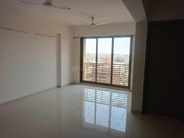 3 BHK Apartment in Thaltej for rent Ahmedabad. The reference number is 17066627