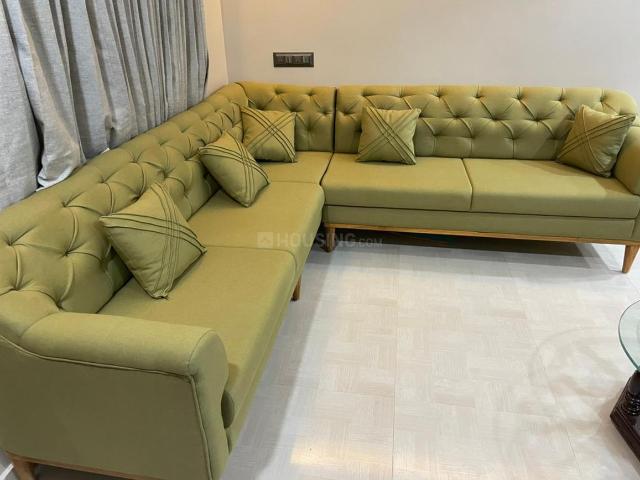 3 BHK Apartment in Thaltej for rent Ahmedabad. The reference number is 18113555