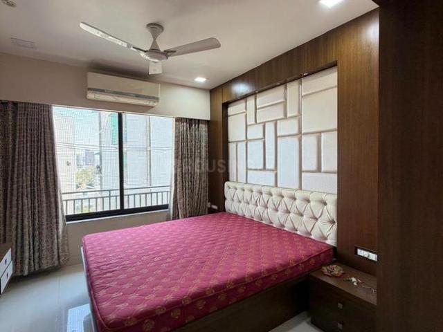 3 BHK Apartment in Thaltej for rent Ahmedabad. The reference number is 18186080