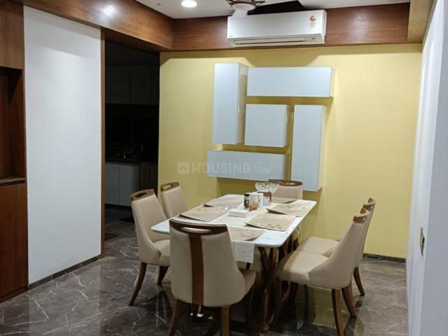 3 BHK Apartment in Thaltej for rent Ahmedabad. The reference number is 18203641