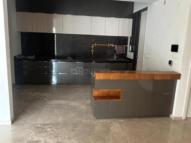 3 BHK Apartment in Thaltej for rent Ahmedabad. The reference number is 19377156