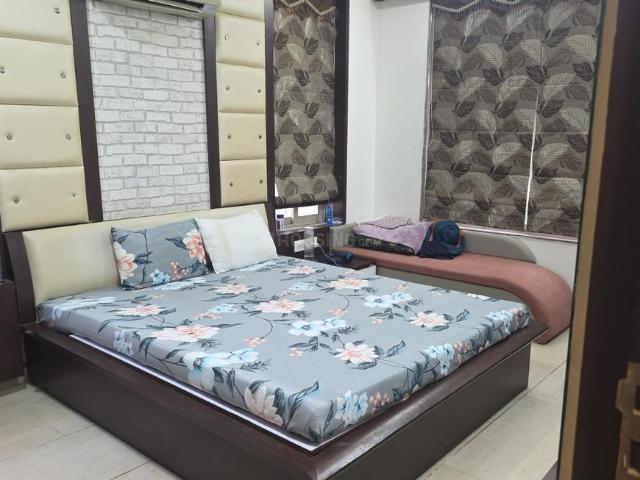3 BHK Apartment in Thaltej for rent Ahmedabad. The reference number is 20514715