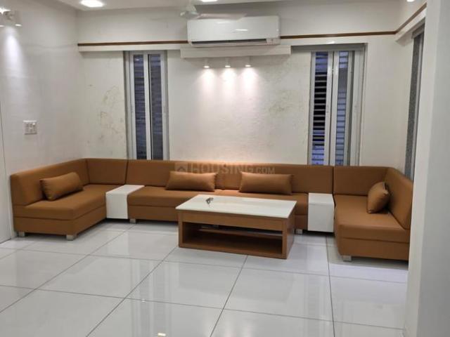 3 BHK Apartment in Thaltej for rent Ahmedabad. The reference number is 20581292