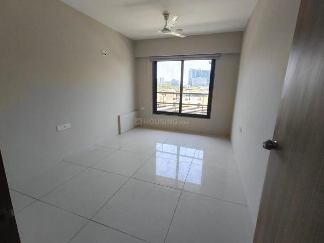 3 BHK Apartment in Thaltej for rent Ahmedabad. The reference number is 20584503