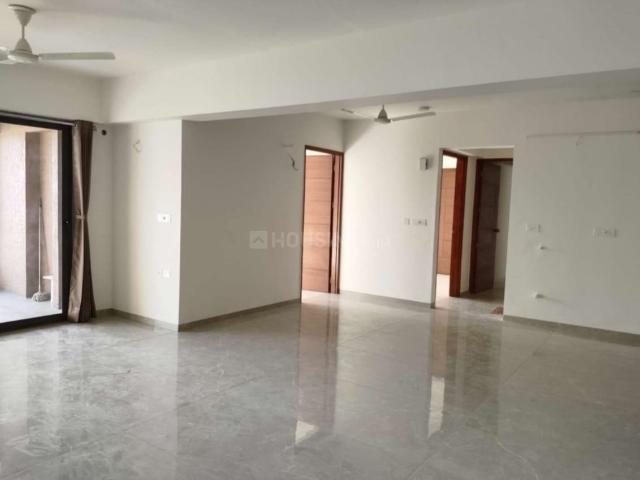 3 BHK Apartment in Thaltej for rent Ahmedabad. The reference number is 20138780
