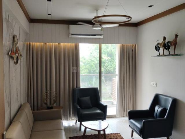 3 BHK Apartment in Thaltej for rent Ahmedabad. The reference number is 20193512