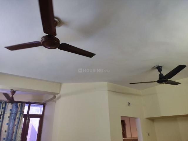 3 BHK Apartment in Thaltej for rent Ahmedabad. The reference number is 20321859