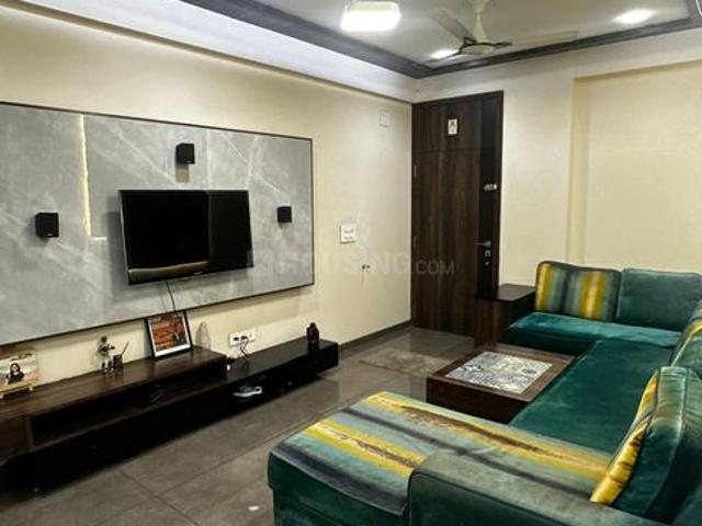 3 BHK Apartment in Thaltej for rent Ahmedabad. The reference number is 21011413