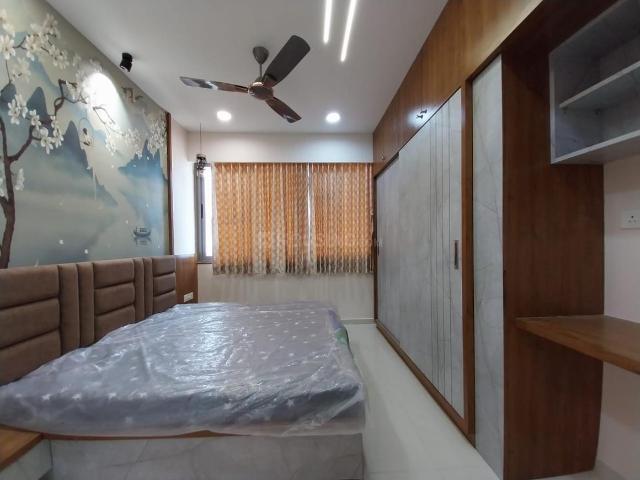3 BHK Apartment in Thaltej for rent Ahmedabad. The reference number is 21079632