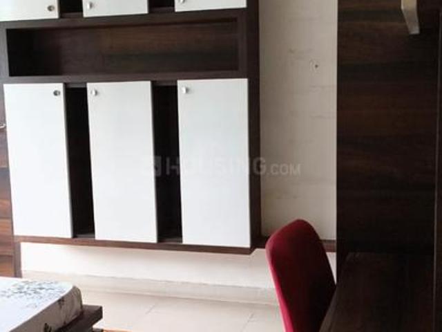 3 BHK Apartment in Thaltej for rent Ahmedabad. The reference number is 21121454