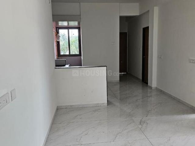 3 BHK Apartment in Thaltej for resale Ahmedabad. The reference number is 19718617