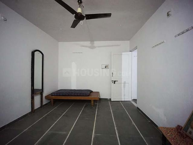 3 BHK Apartment in Thaltej for resale Ahmedabad. The reference number is 19844033