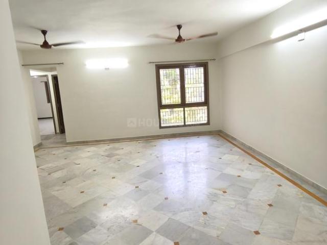 3 BHK Apartment in Thaltej for resale Ahmedabad. The reference number is 19823843