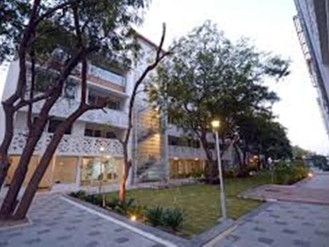 3 BHK Apartment in Thaltej for resale Ahmedabad. The reference number is 20599845