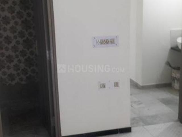 3 BHK Apartment in Thaltej for resale Ahmedabad. The reference number is 21056019