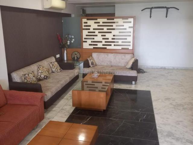 3 BHK Apartment in Thaltej for resale Ahmedabad. The reference number is 21148961