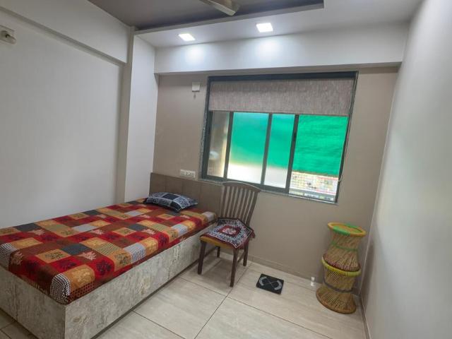 3 BHK Apartment in Thaltej for resale Ahmedabad. The reference number is 21247815