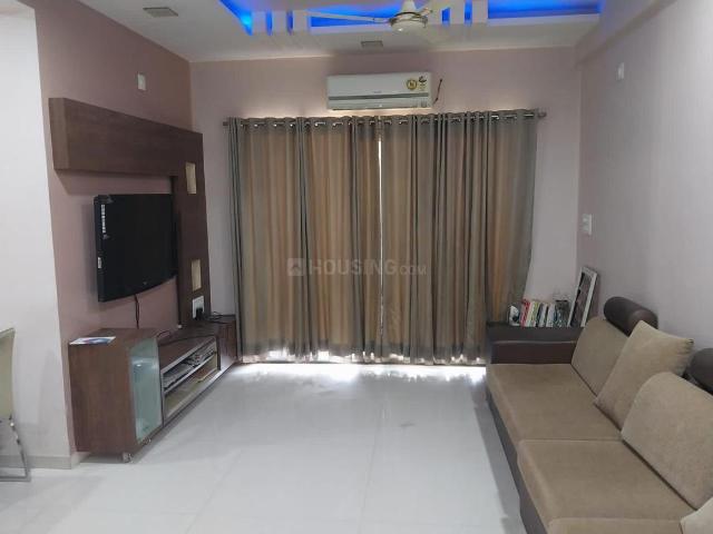 3 BHK Apartment in Thaltej for resale Ahmedabad. The reference number is 21335805