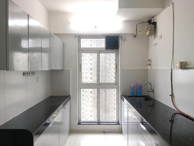 3 BHK Apartment in Thane West for rent Thane. The reference number is 20559072