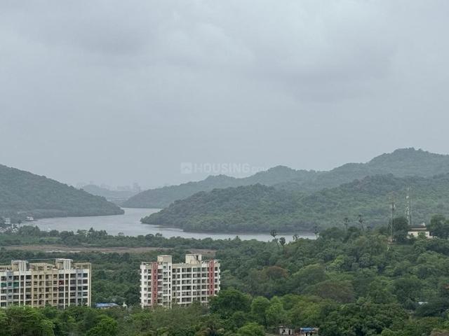 3 BHK Apartment in Thane West for rent Thane. The reference number is 21167212