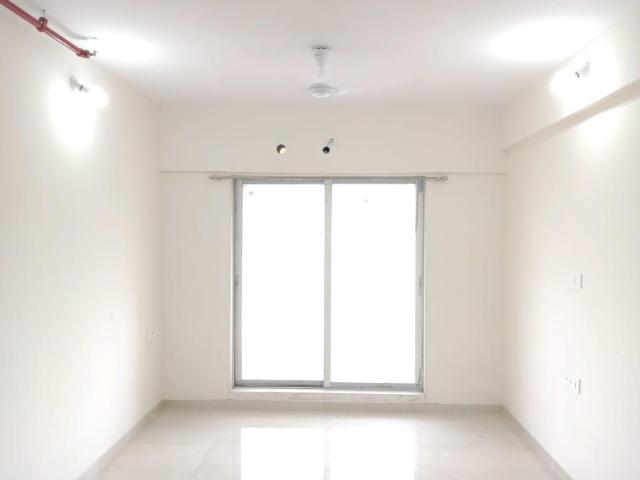 3 BHK Apartment in Thane West for resale Thane. The reference number is 19894541