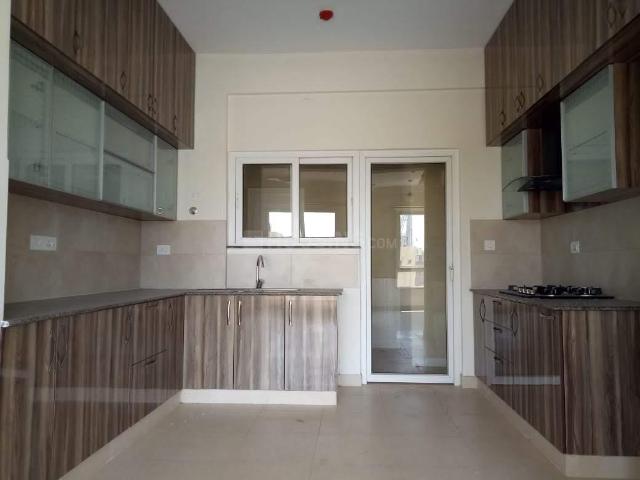 3 BHK Apartment in Thanisandra for rent Bengaluru. The reference number is 21330551