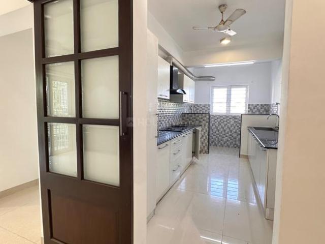 3 BHK Apartment in Thiruvanmiyur for rent Chennai. The reference number is 21039012