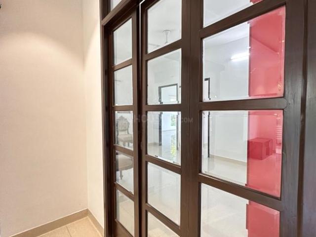3 BHK Apartment in Thiruvanmiyur for rent Chennai. The reference number is 21039037