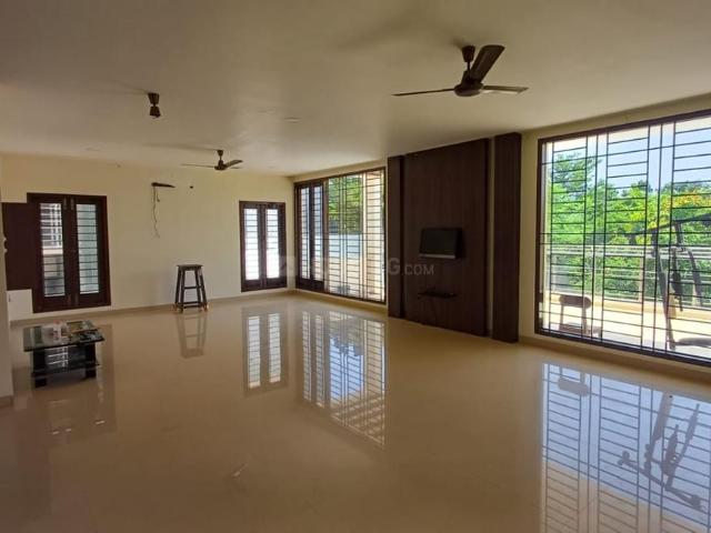 3 BHK Apartment in Thiruvanmiyur for rent Chennai. The reference number is 21189657