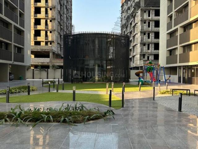 3 BHK Apartment in Tragad for rent Ahmedabad. The reference number is 20467582
