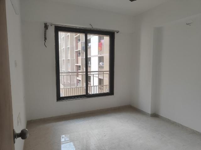 3 BHK Apartment in Tragad for rent Ahmedabad. The reference number is 20529554