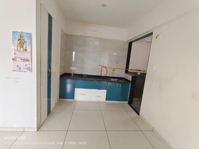 3 BHK Apartment in Tragad for rent Ahmedabad. The reference number is 21069052