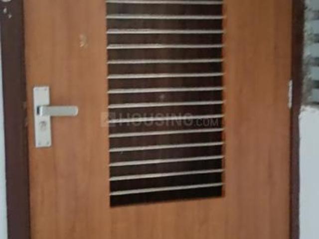 3 BHK Apartment in Tragad for rent Ahmedabad. The reference number is 21011557