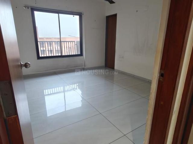 3 BHK Apartment in Tragad for rent Ahmedabad. The reference number is 21145538