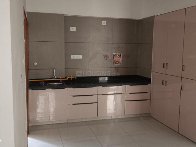 3 BHK Apartment in Tragad for rent Ahmedabad. The reference number is 21121006
