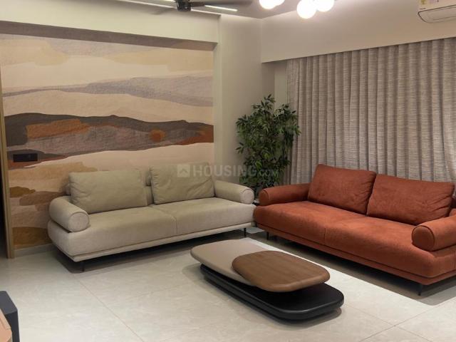3 BHK Apartment in Tragad for rent Ahmedabad. The reference number is 21135979