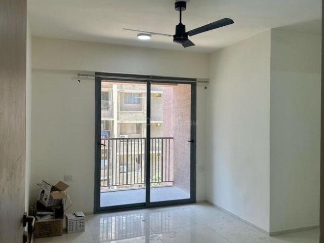 3 BHK Apartment in Tragad for rent Ahmedabad. The reference number is 21137913