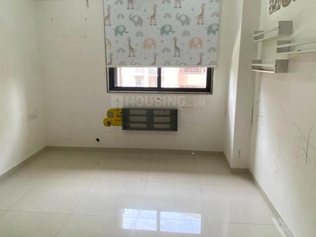 3 BHK Apartment in Tragad for rent Ahmedabad. The reference number is 21208523