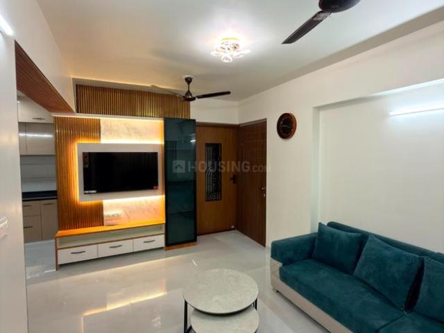 3 BHK Apartment in Tragad for rent Ahmedabad. The reference number is 21341981
