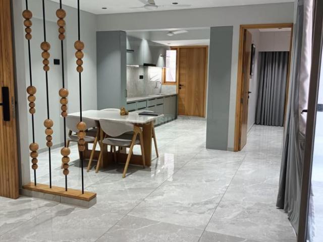 3 BHK Apartment in Tragad for resale Ahmedabad. The reference number is 17432477