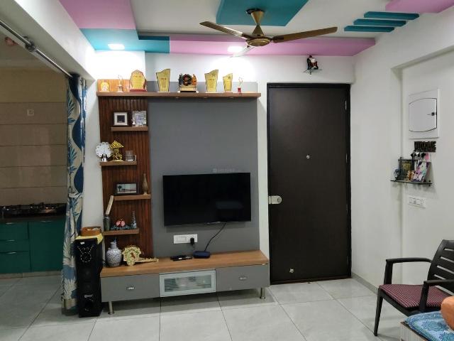 3 BHK Apartment in Tragad for resale Ahmedabad. The reference number is 17814876