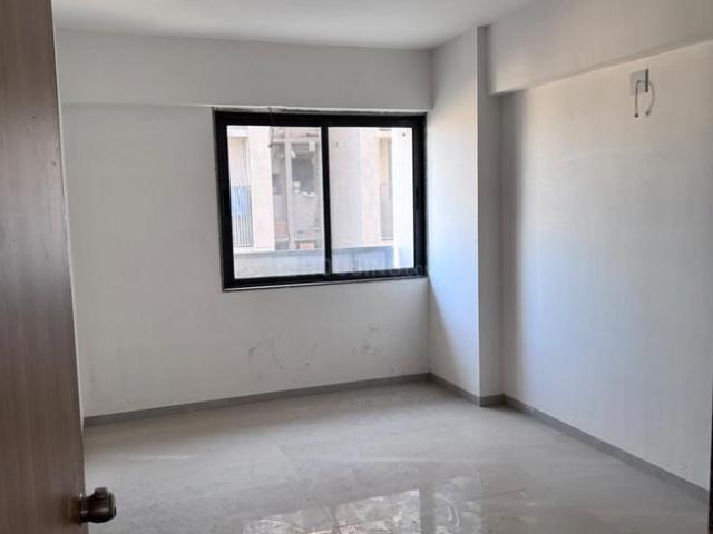 3 BHK Apartment in Tragad for resale Ahmedabad. The reference number is 20576430