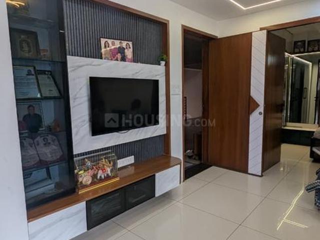 3 BHK Apartment in Tragad for resale Ahmedabad. The reference number is 20603120