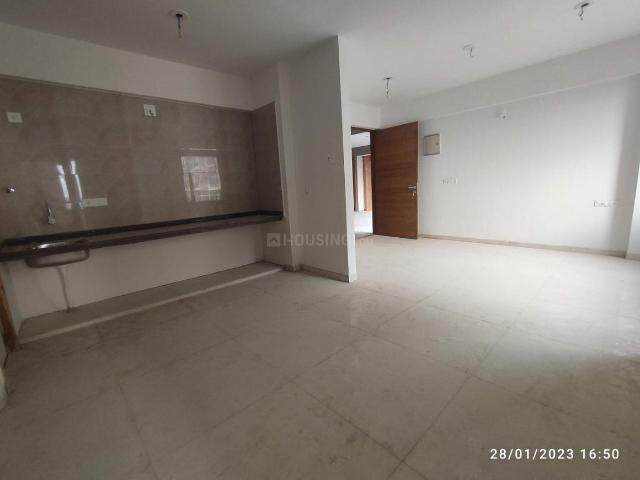 3 BHK Apartment in Tragad for resale Ahmedabad. The reference number is 20904151