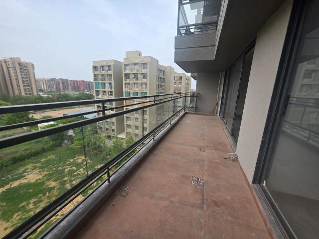 3 BHK Apartment in Tragad for resale Ahmedabad. The reference number is 21016832